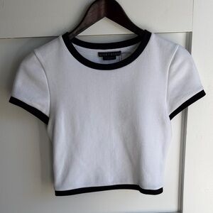 alice + olivia White Cropped Tee with Black Trim